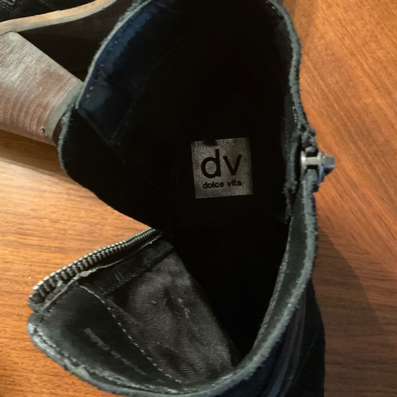 Booties - Picture 5 of 5